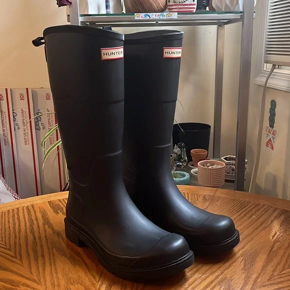 Hunter -Limited Edition for Target Rain Sneakers W 7 EUC NEW HUNTER By Target RUBBER/CANVAS BOOTS Kid main image 2